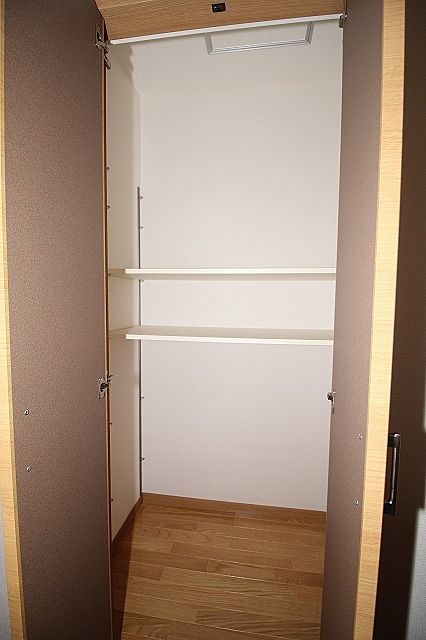 2階廊下収納 2階廊下収納