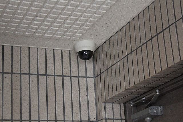 エントランス 防犯カメラ エントランス 防犯カメラ