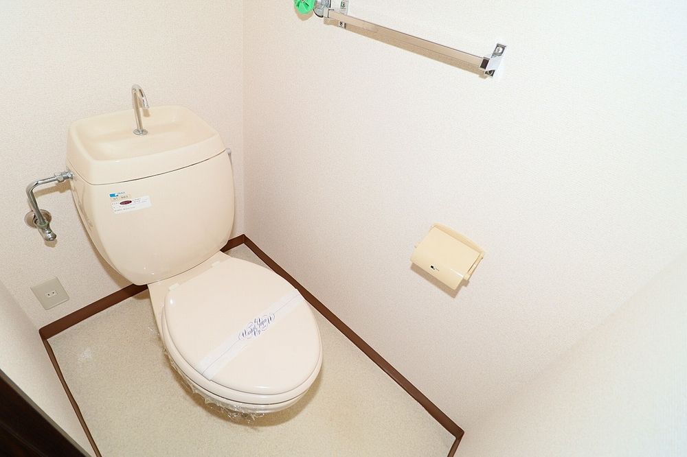 トイレは温水洗浄便座にします! トイレは温水洗浄便座にします!