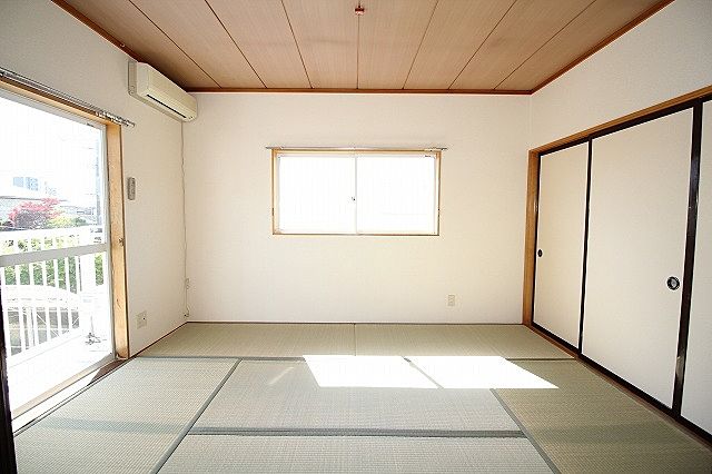 畳は湿度を調節してくれます!