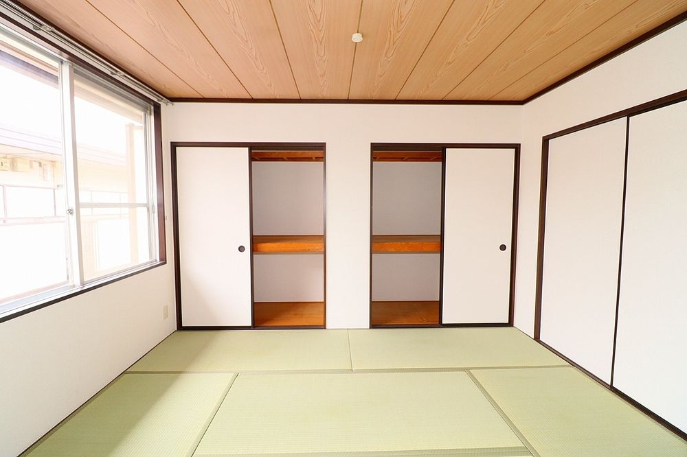 収納は上部棚付き 収納は上部棚付き