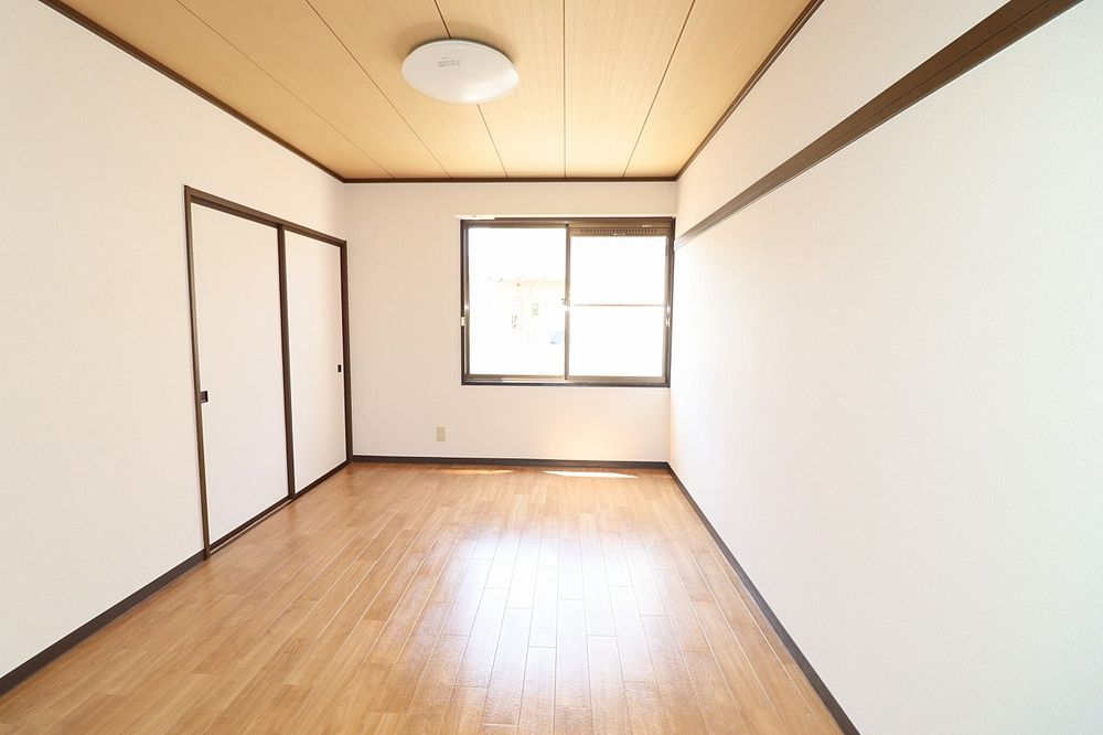 こちらも明るいお部屋♪ こちらも明るいお部屋♪